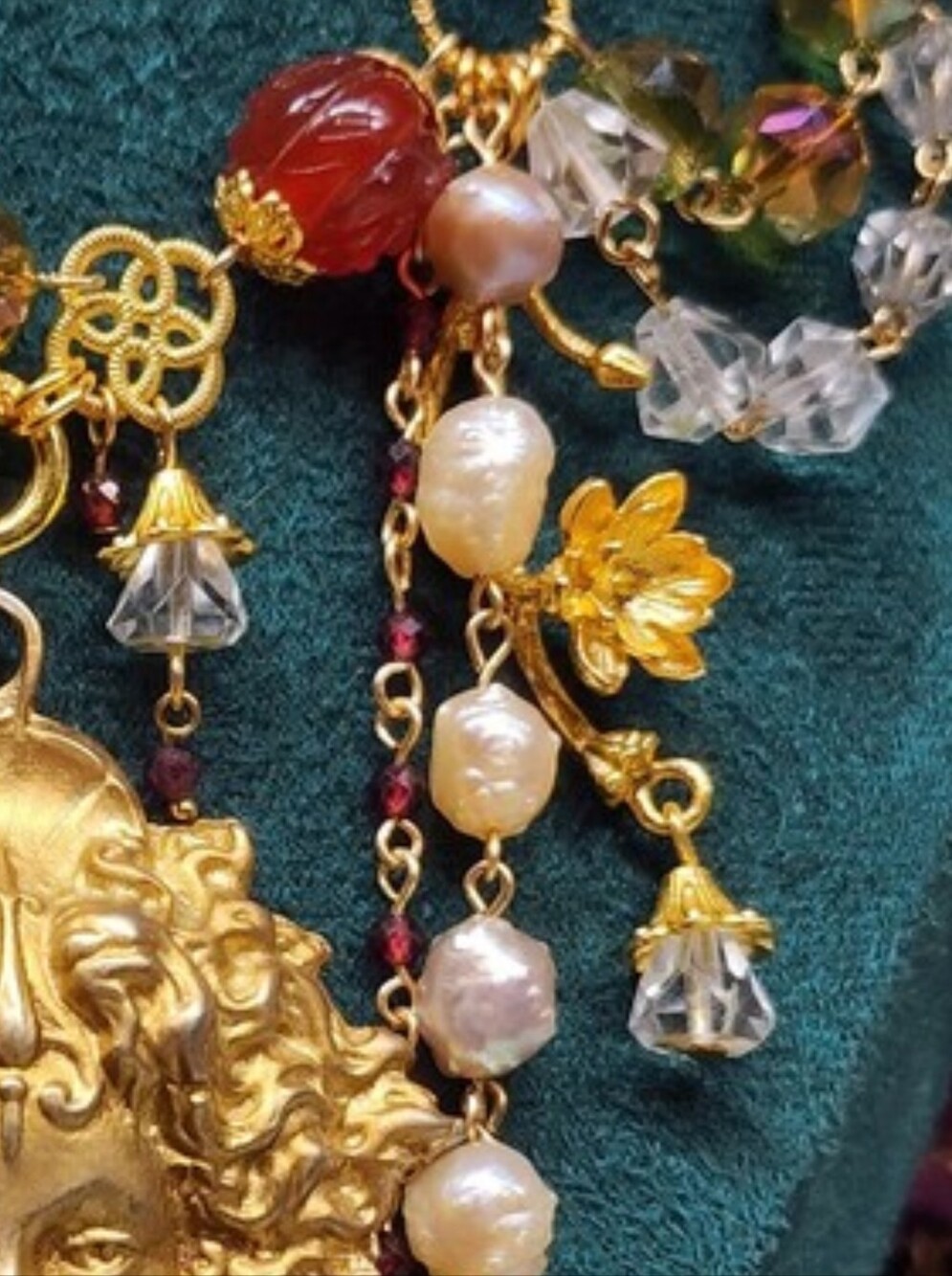 Festoon Necklace Medusa Pendant Garnet Pearl Carnelian Quartz - Picture 6 of 9